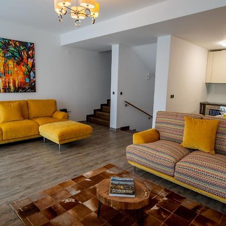 Luxapartment โปยานาบราซอฟ ภายนอก รูปภาพ