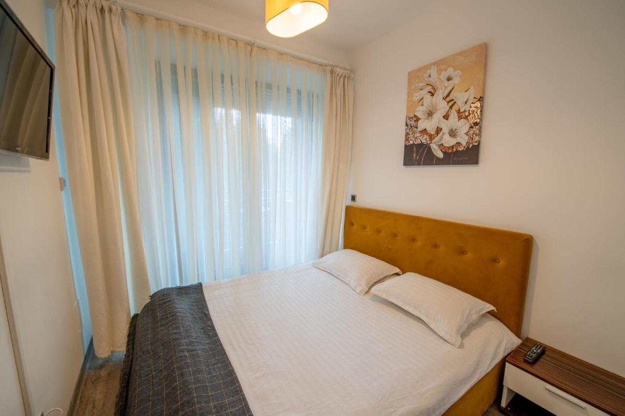 Luxapartment โปยานาบราซอฟ ภายนอก รูปภาพ